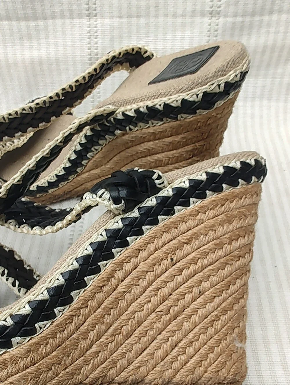 Tory Burch good pre